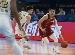 足总杯今晨再迎强敌，广厦男篮复出首秀，主帅态度：球迷炸锅，更衣室氛围转暖